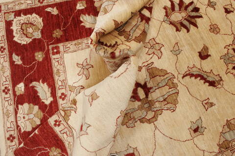 Tabriz Persian Runner  2' 9 x 18' 10 Excellent  Red