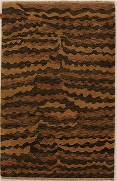Indo-Nepal Beige Hand Knotted 4'0" X 6'2"  Area Rug 250-16185
