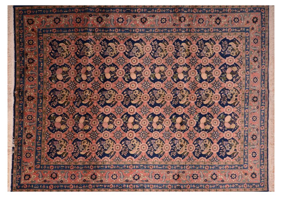 Varamin Rug | © Rugman