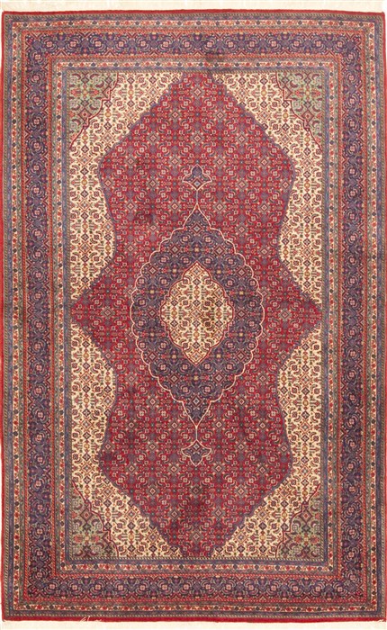 Sarouk Red Hand Knotted 45 X 610  Area Rug 100-10712 Image 0