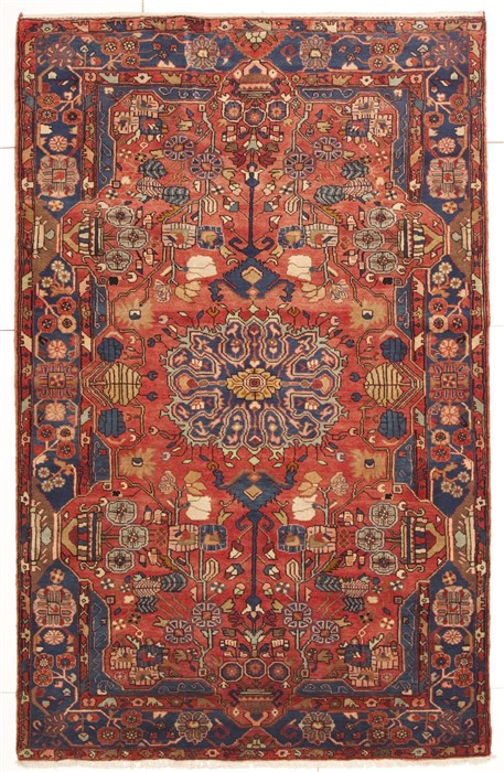 Nahavand Red Hand Knotted 52 X 82 Area Rug 100-10764 Image 0