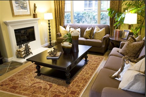 Chobi Cream Hand Knotted 80 X 100 Area Rug 100-10901 Image 2