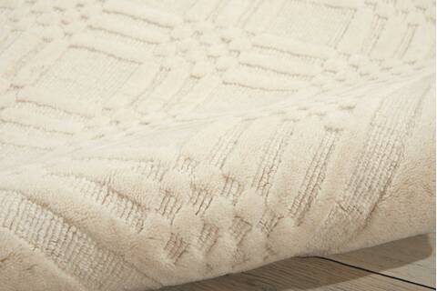 Nourison Westport White 36 X 56 Area Rug 805-105763 Image 2