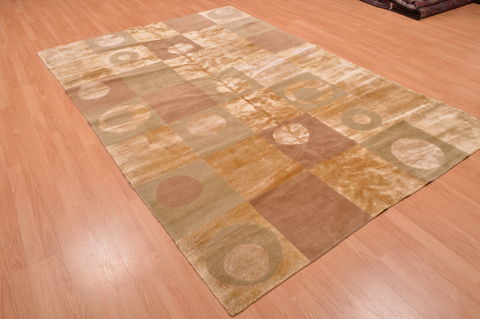 Modern Beige Hand Knotted 60 X 91 Area Rug 134-105888 Image 3
