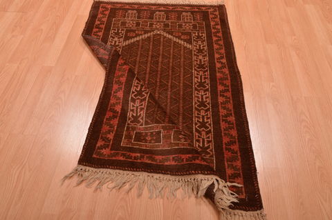 Baluch Brown Hand Knotted 30 X 48 Area Rug 100-105904 Image 11