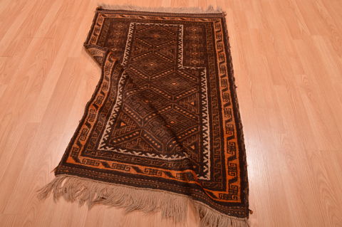 Baluch Brown Hand Knotted 30 X 47 Area Rug 100-105911 Image 11