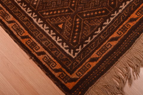 Baluch Brown Hand Knotted 30 X 47 Area Rug 100-105911 Image 7