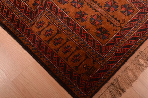 Baluch Brown Hand Knotted 30 X 47 Area Rug 100-105923 Image 7