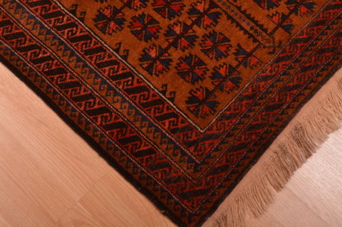 Baluch Brown Hand Knotted 30 X 47 Area Rug 100-105923 Image 9