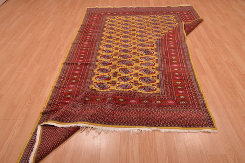 Bokhara Red Hand Knotted 61 X 91 Area Rug 134-108982 Image 16