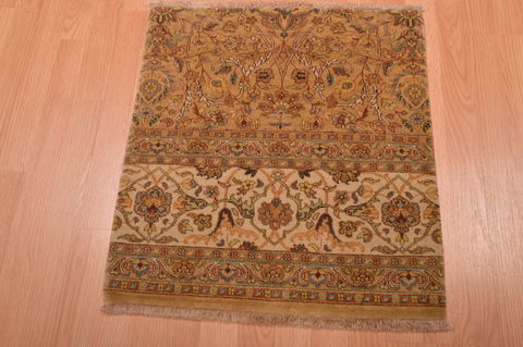 Modern Beige Square Hand Knotted 20 X 23 Area Rug 100-108987 Image 4