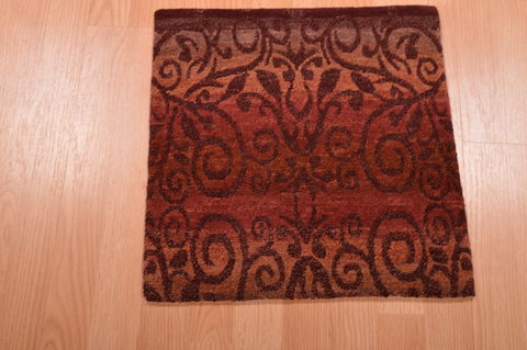 Modern Red Hand Knotted 16 X 17 Area Rug 100-108989 Image 1