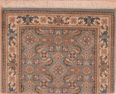 Indian Modern Green Square 4 ft and Smaller Wool Carpet 108992