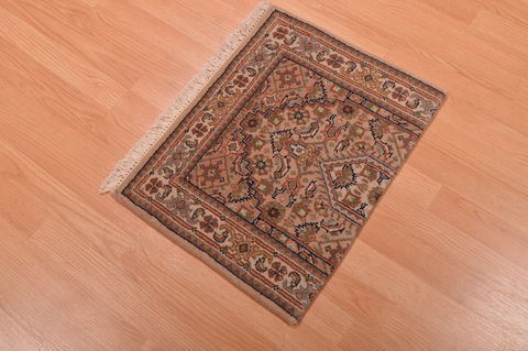 Indo-Persian Beige Square Hand Knotted 16 X 21 Area Rug 100-108993 Image 2