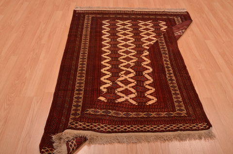 Khan Mohammadi Red Hand Knotted 45 X 64 Area Rug 100-109019 Image 14