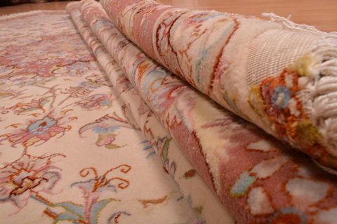 Tabriz Beige Hand Knotted 68 X 102 Area Rug 114-109052 Image 11