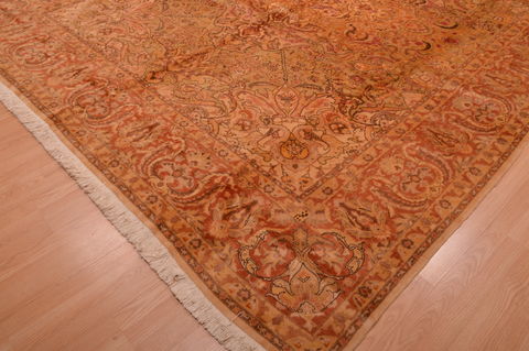 Tabriz Beige Hand Knotted 95 X 124 Area Rug 100-109064 Image 10