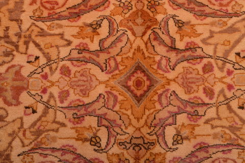 Tabriz Beige Hand Knotted 95 X 124 Area Rug 100-109064 Image 13