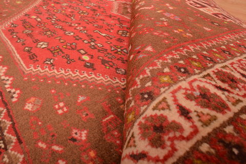 Abadeh Red Hand Knotted 35 X 52 Area Rug 100-109070 Image 13