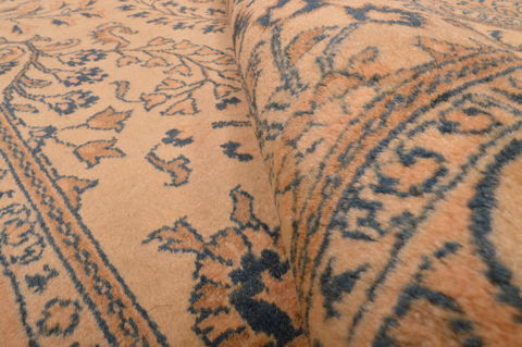 Sarouk Green Hand Knotted 42 X 77 Area Rug 100-109100 Image 10