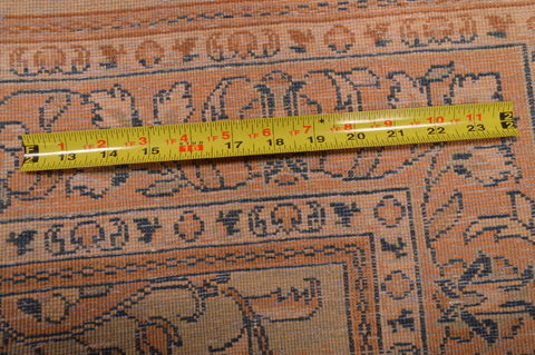 Sarouk Green Hand Knotted 42 X 77 Area Rug 100-109100 Image 12