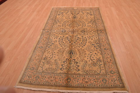 Sarouk Green Hand Knotted 42 X 77 Area Rug 100-109100 Image 1