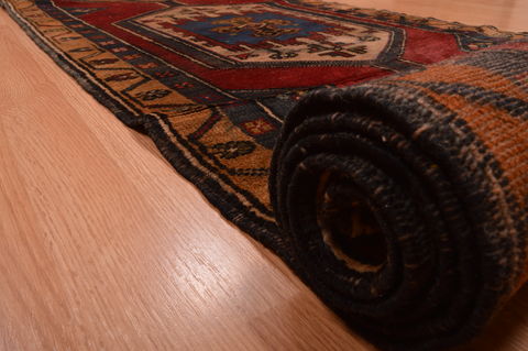 Yalameh Red Runner Hand Knotted 23 X 148 Area Rug 100-109105 Image 10