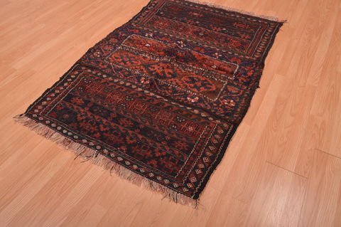 Shahsavan Red Hand Knotted 39 X 55 Area Rug 100-109112 Image 5