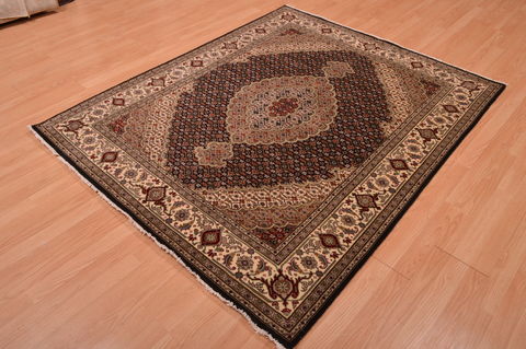 Mahi Beige Hand Knotted 51 X 63 Area Rug 100-109116 Image 14