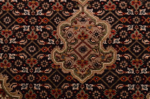 Mahi Beige Hand Knotted 51 X 63 Area Rug 100-109116 Image 7
