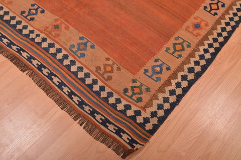 Kilim Beige Hand Knotted 51 X 89 Area Rug 100-109135 Image 9