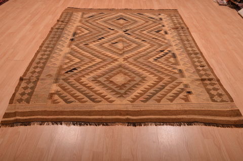 Kilim Brown Hand Knotted 64 X 89 Area Rug 100-109161 Image 1