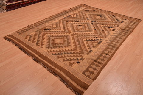 Kilim Brown Hand Knotted 64 X 89 Area Rug 100-109161 Image 2
