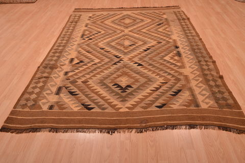 Kilim Brown Hand Knotted 64 X 89 Area Rug 100-109161 Image 4