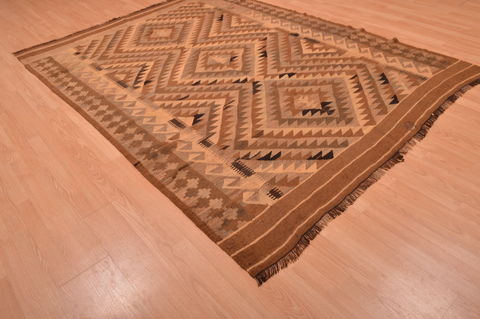 Kilim Brown Hand Knotted 64 X 89 Area Rug 100-109161 Image 6