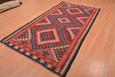 Kilim Red Hand Knotted 48 X 92 Area Rug 100-109169 Image 5