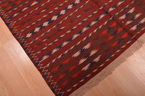 Kilim Red Hand Knotted 48 X 92 Area Rug 100-109190 Image 7