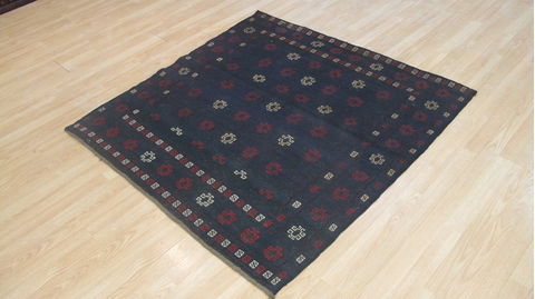 Kilim Blue Flat Woven 44 X 47 Area Rug 100-109225 Image 1
