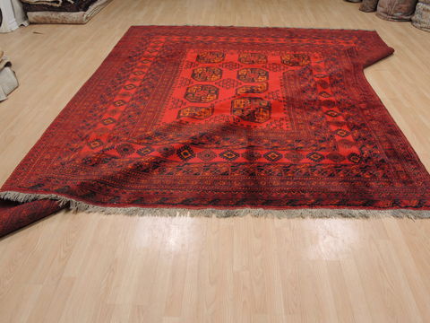 Bokhara Red Hand Knotted 91 X 111 Area Rug 100-109243 Image 17