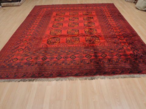 Bokhara Red Hand Knotted 91 X 111 Area Rug 100-109243 Image 4