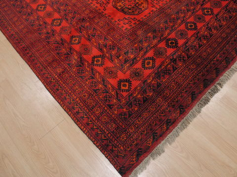 Bokhara Red Hand Knotted 91 X 111 Area Rug 100-109243 Image 9
