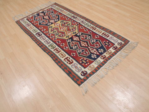 Kilim Red Hand Knotted 33 X 58 Area Rug 100-109244 Image 6