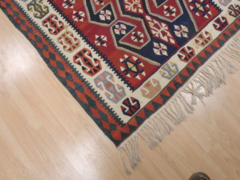 Kilim Red Hand Knotted 33 X 58 Area Rug 100-109244 Image 7