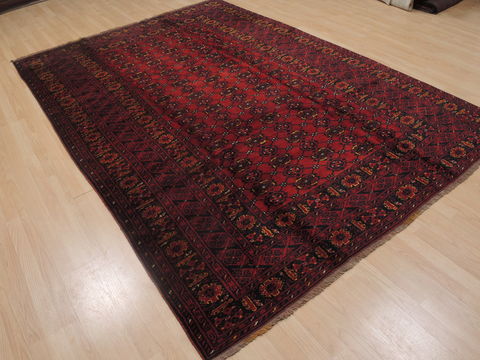 Bakhtiar Red Hand Knotted 610 X 101 Area Rug 100-109253 Image 3