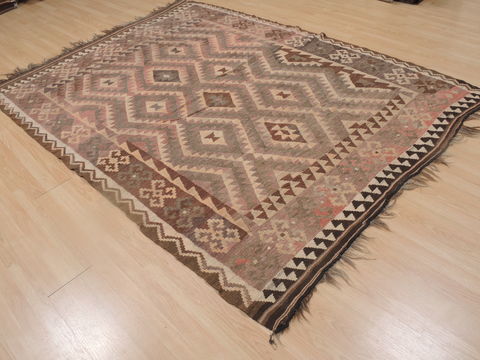 Kilim Beige Flat Woven 65 X 86 Area Rug 100-109268 Image 3