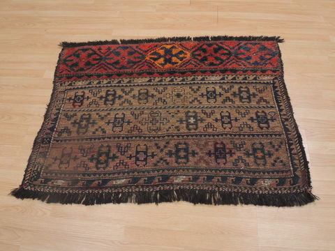 Kunduz Red Hand Knotted 31 X 41 Area Rug 100-109271 Image 7
