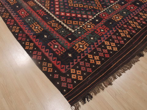 Kilim Red Flat Woven 710 X 132 Area Rug 100-109274 Image 13