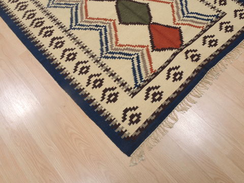 Kilim Beige Flat Woven 48 X 80 Area Rug 100-109279 Image 6