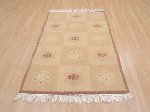 Kilim Beige Flat Woven 40 X 60 Area Rug 100-109305 Image 4