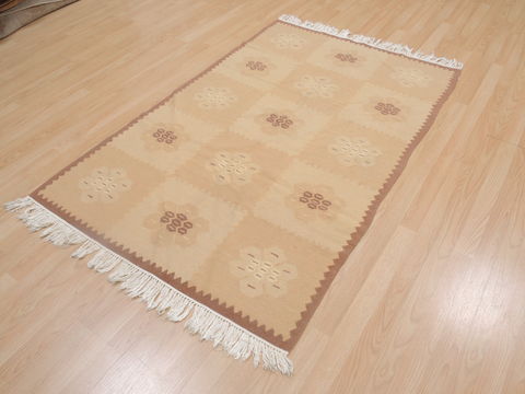 Kilim Beige Flat Woven 40 X 60 Area Rug 100-109305 Image 5